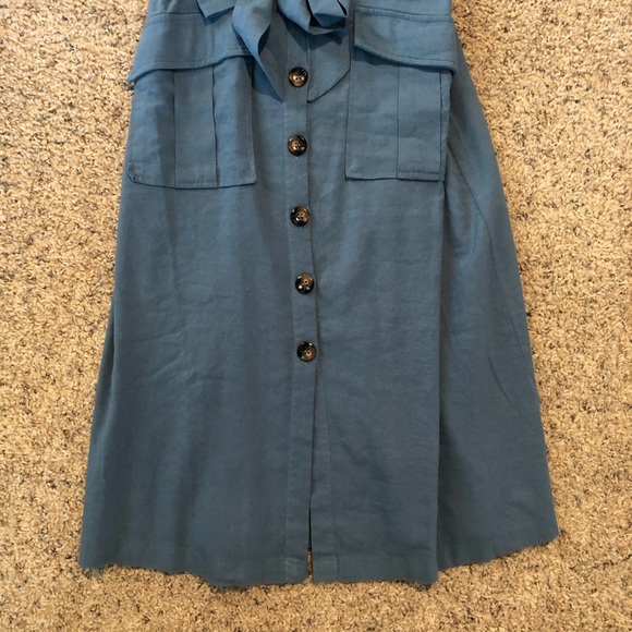 Linen Button Down Dress “At First Glance” - Picture 3 of 8
